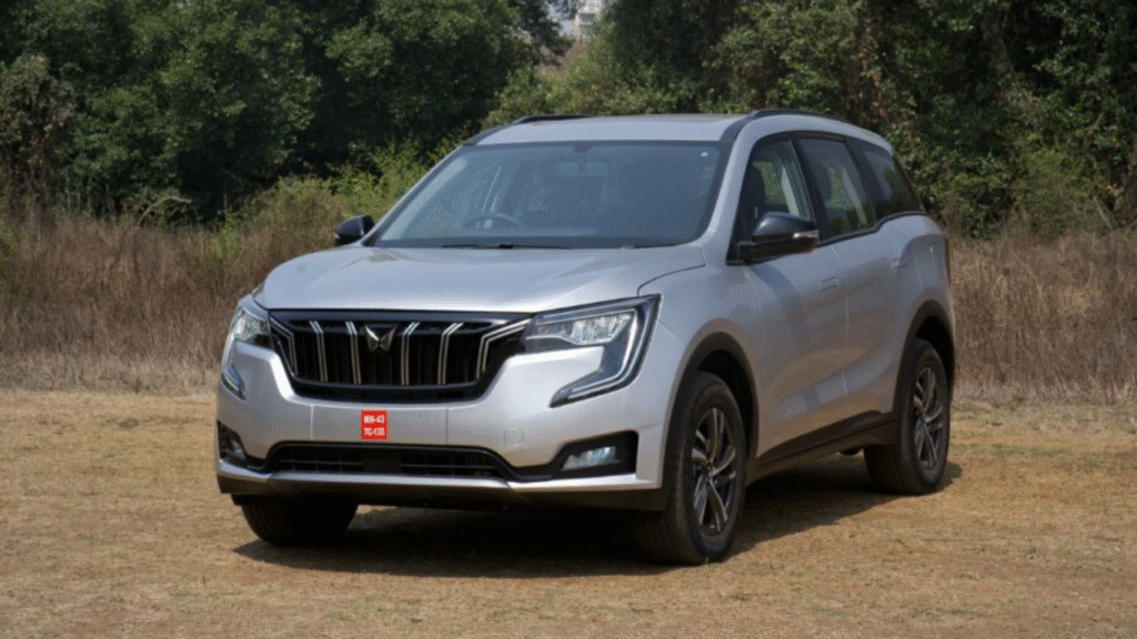 mahindra-xuv700-drops-5-seat-variants-how-this-affects-potential-buyers